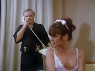 Les petites voraces 1983, brezplačno evropejsko umazano video 73