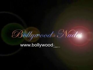 Bollywood ritual of lust and tans etmek while she was alone