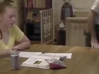 丰满的 青少年 打屁股 otk 由 她的 tutor, 性别 电影 4c
