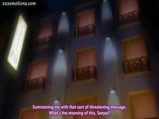 Anime abielunaine koos suur tiss lakkus