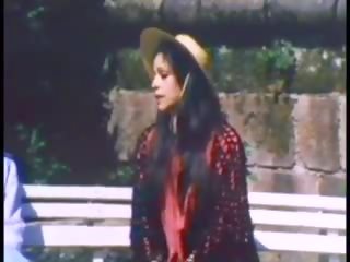 Fais moi tout 1977: mugt ewropaly ulylar uçin video film 22