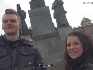 Hunt4k pohlaví video pro peníze produces lovec šťastný a slutty dospívající