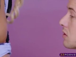 Mapalad dude fucks kaniya paborito x sa turing video bituin jessa rhodes