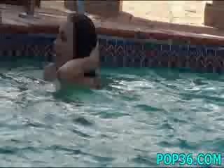 Delightful pupytė pupytė sucks penis