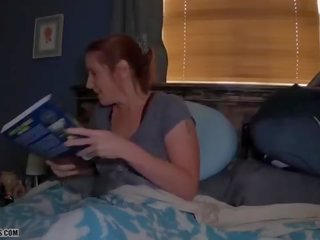 Zhveshje poker me mami - me shkëlqim peter vids
