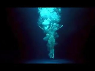 302 rebecca romijn - diva full frontal un