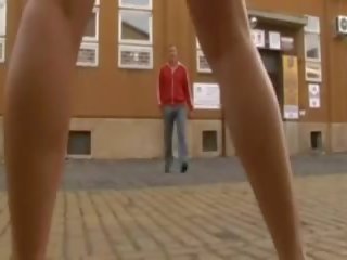 アウトドア 服を着た女性裸の男性 手コキ バイ ブルネット - allthingscfnm: 大人 ビデオ 51