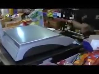 Big titty meksikaly teenager in jemagat öňünde market