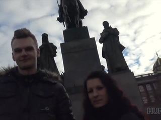 Hunt4k guy needs awis so why watches how his charming enchantress