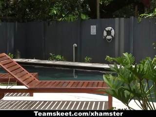 Teamskeet - kompilacija od mini titty teens pridobivanje.