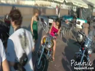 Mischen von mischen videos aus hq unter den rock