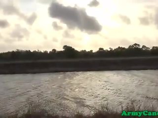 Tentara cadet assfucked on militèr jeep