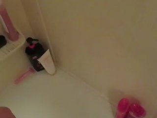 Par scanje na vsak drugi v shower.mov