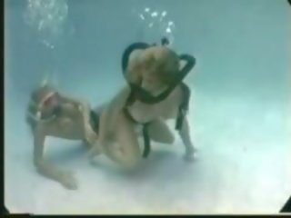 金發 scuba 女同志, 免費 戶外 成人 視頻 電影 64
