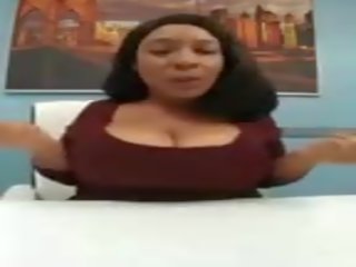 Big titty garaja jiggling emjekler in ofis, kirli clip a7