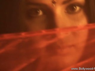 Kauniita intialainen kultaseni on inlove, vapaa bollywood alastonkuvat hd likainen elokuva de