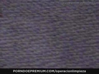 Operacion limpieza - pov kuradi koos punapea kolumbia koristamine noor naissoost elisa odiosa