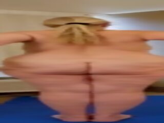 迷人 中年 vee 不 裸 yoga&excl;