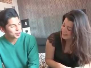 她 會見 他 上 該 街頭 和 我 邀請 他 到 他媽的: 臟 視頻 3c