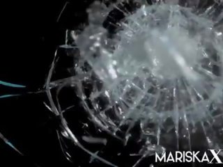Mariskax 큰 젖꼭지 꿀 nelly kent 바보 엿 에 에이 파티