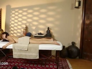 Poor bida sa pornograpiya nabunggo mahirap sa special masseur