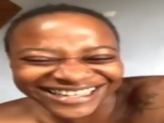 Nigerian näyttelijätär helena nelson pieni tiainen: vapaa x rated elokuva b2