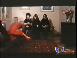 Sesso allegro 1981 italy rare vintagepornbay com: x rated clip 17
