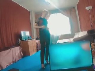 Mdtq mora një i madh peter në të saj bythë nga stepson&period; pov