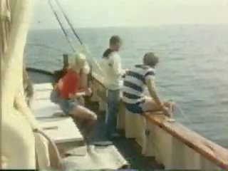 Wintaž group on a gämi