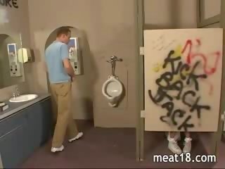 Delicious gurjak gets her dar asshole stuffed with a massive sik in the hajathana
