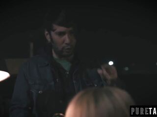 Indi verë është the nxehta hap-mom, pd i rritur film 2f