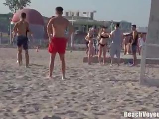 Spogledljiva bikini latina teens velika rit tangice