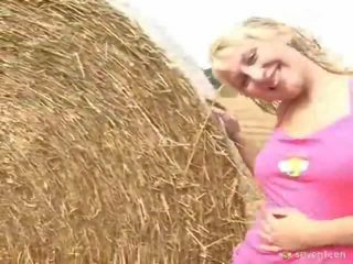Teinit seductress saa perseestä sisäpuolella the kenttä