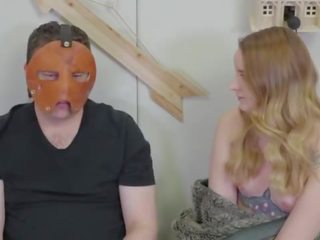 Teary анализирани тийн slavegirl ruined