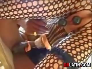 Sensational latin harlot në të brendëshme