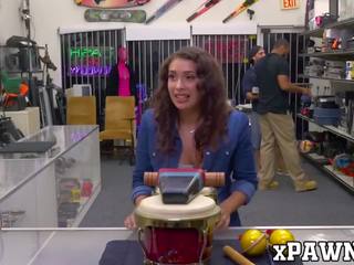 Pawnee diva kitty catherine fucked in the back ofis