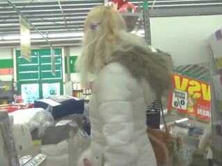 Pagsubo ng titi sa der umkleide beim marktkauf, x sa turing film ac