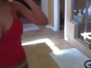 Busty Latina Yessie Masturbates On The Floor