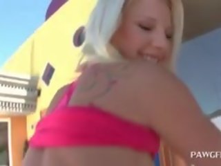 Blonde Tramp Gets Big Ass Painted Outdoor