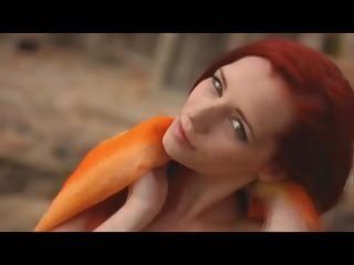 Ariel showing off her body