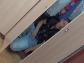 Stp appassionato figlio orologi provocatorio mamma abito poi prende suo.