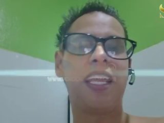 我 encuentro 一 啦 贝拉 吉赛尔 montes antes 德 联合国 evento y 我 啦 cojo antes 德 阙 entre 一 su 电影
