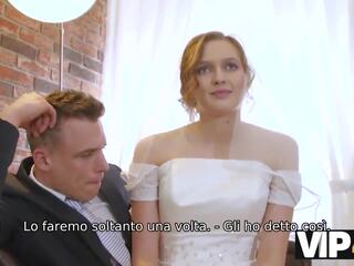 Vip4k öýlenen iki adam decides to sell brideâs amjagaz for good