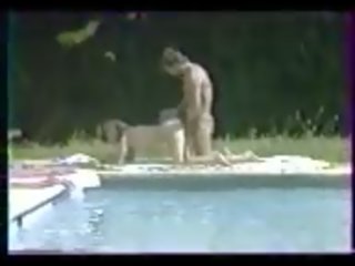 Baiseuses pour teden konec tres posebna 1982: brezplačno odrasli film 8f