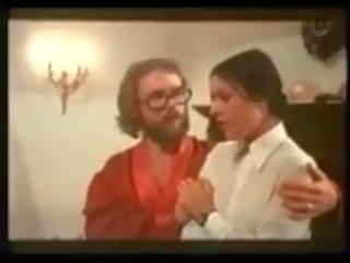 Monique: tasuta vanem aastakäik & prantsuse räpane klamber video 87