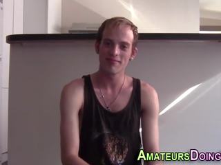 Sólo amatér twink spunks