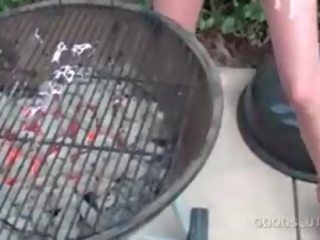 Porno starved teens pitje in petting pri a seks picnic