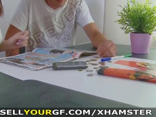 Prodajamo vaš gf - ona želi več denar in seks