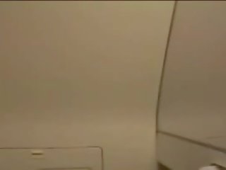 Jepang murid wedok masturbates in airplane jedhing