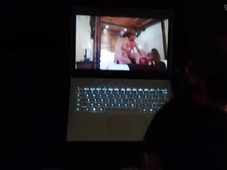 Wifey cums jiklamak weekend session with two red heads
